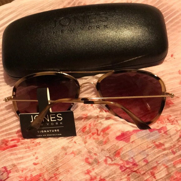 🦉FINAL PRICE🦉 NWT~ JONES NEW YORK TORTOISE AVIATOR SUNGLASSES - Picture 5 of 9
